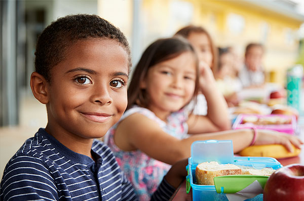 Mittagessen für Kinder Mittagessen für Kinder